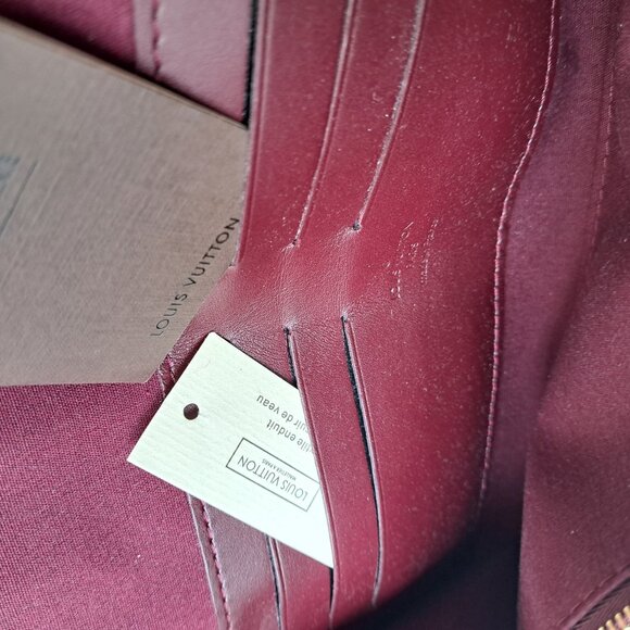 Louis Vuitton Vernis Eggplant Clutch / Hand Purse with strap - Picture 12 of 12